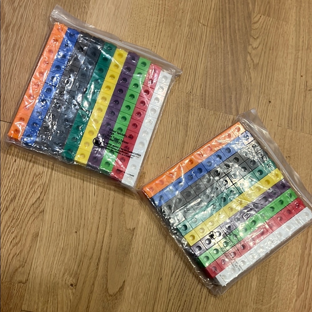 Linking Manipulative Cubes, Assorted Colors - Picture 3 of 4